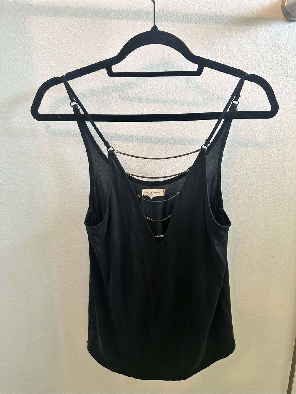 Urban Outfitters Silence + Noise Black Strappy V-Neck Women’s Tank Top